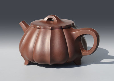 尹琴紫砂壺 泥石無界，紫砂藝術的新境界